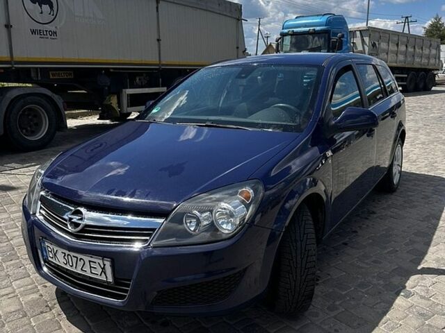 Синій Опель Астра, об'ємом двигуна 1.69 л та пробігом 270 тис. км за 5000 $, фото 1 на Automoto.ua
