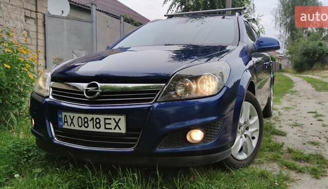 Синий Опель Астра, объемом двигателя 1.7 л и пробегом 248 тыс. км за 6700 $, фото 1 на Automoto.ua