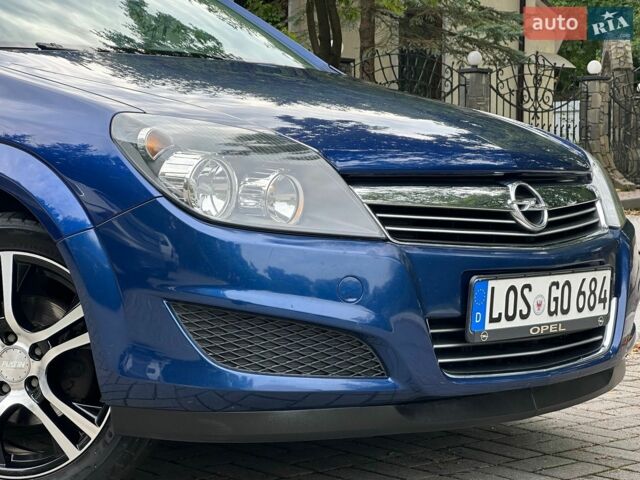 Синій Опель Астра, об'ємом двигуна 1.8 л та пробігом 175 тис. км за 6250 $, фото 1 на Automoto.ua