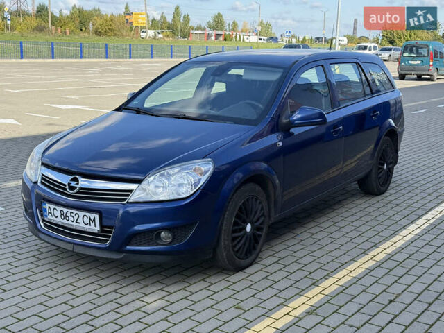 Синий Опель Астра, объемом двигателя 1.7 л и пробегом 289 тыс. км за 4800 $, фото 1 на Automoto.ua