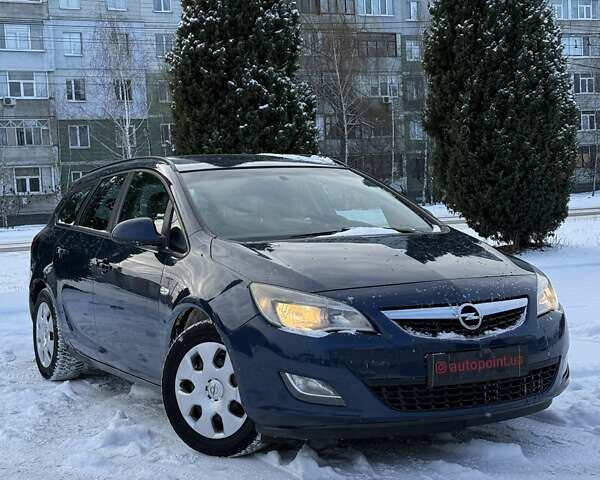 Синий Опель Астра, объемом двигателя 1.25 л и пробегом 214 тыс. км за 6700 $, фото 1 на Automoto.ua
