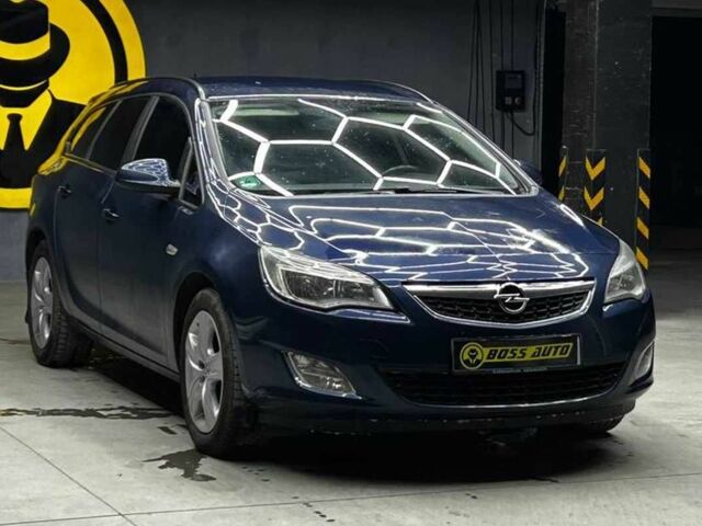 Синій Опель Астра, об'ємом двигуна 1.6 л та пробігом 231 тис. км за 7500 $, фото 1 на Automoto.ua