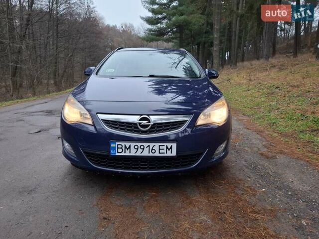 Синий Опель Астра, объемом двигателя 1.7 л и пробегом 310 тыс. км за 6700 $, фото 1 на Automoto.ua