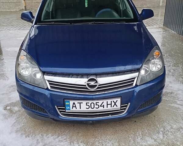 Синий Опель Астра, объемом двигателя 1.7 л и пробегом 245 тыс. км за 5550 $, фото 1 на Automoto.ua