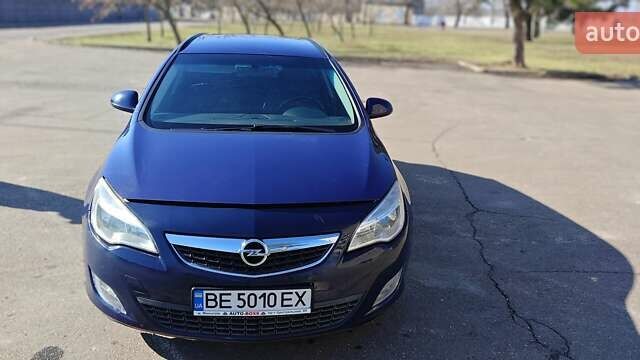 Синій Опель Астра, об'ємом двигуна 1.2 л та пробігом 245 тис. км за 6300 $, фото 1 на Automoto.ua