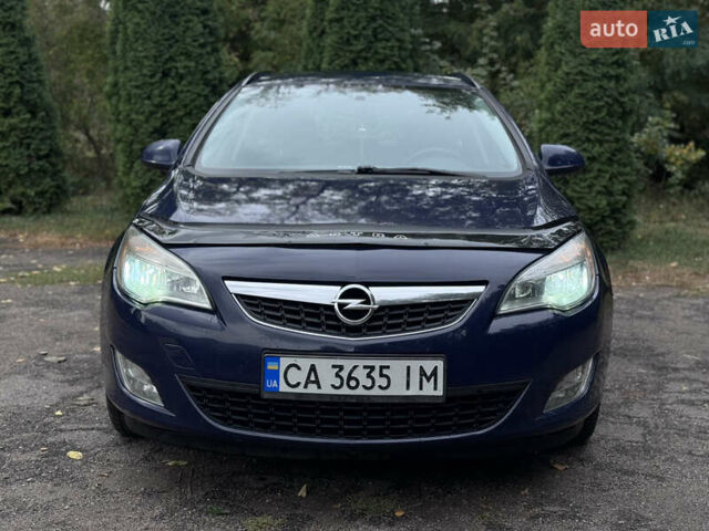 Синій Опель Астра, об'ємом двигуна 1.7 л та пробігом 275 тис. км за 6450 $, фото 1 на Automoto.ua