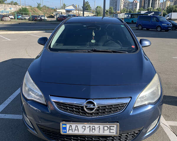 Синий Опель Астра, объемом двигателя 1.7 л и пробегом 346 тыс. км за 6150 $, фото 1 на Automoto.ua