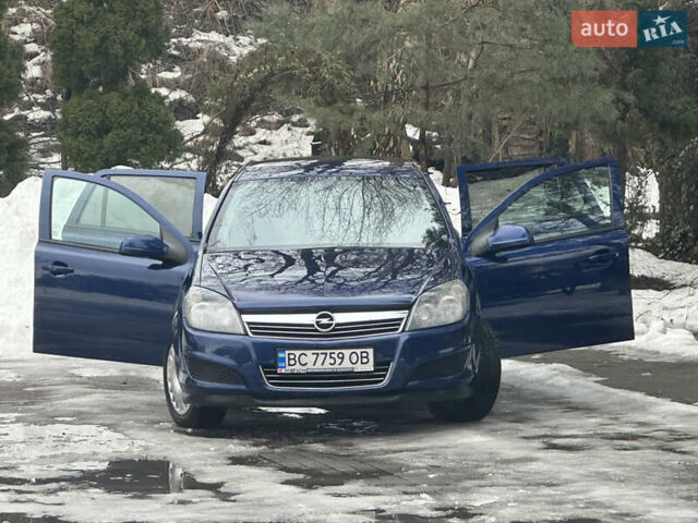 Синий Опель Астра, объемом двигателя 1.7 л и пробегом 261 тыс. км за 5499 $, фото 1 на Automoto.ua