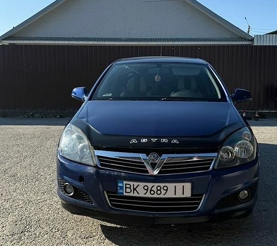 Синій Опель Астра, об'ємом двигуна 1.69 л та пробігом 290 тис. км за 4499 $, фото 1 на Automoto.ua