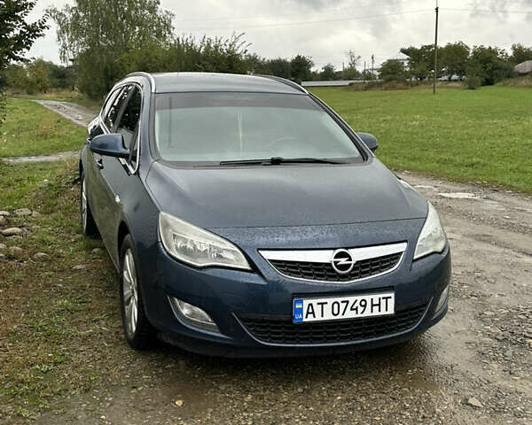Синій Опель Астра, об'ємом двигуна 1.69 л та пробігом 280 тис. км за 7400 $, фото 1 на Automoto.ua