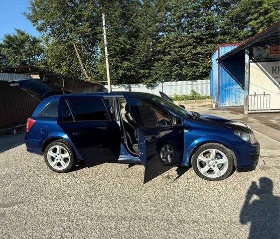 Синій Опель Астра, об'ємом двигуна 1.7 л та пробігом 289 тис. км за 4481 $, фото 1 на Automoto.ua