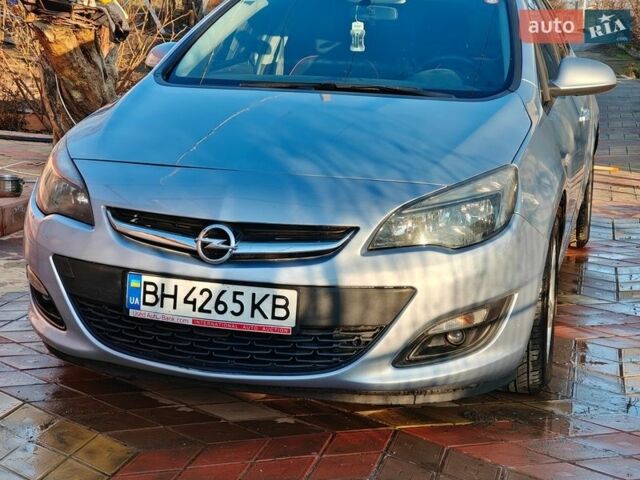 Синий Опель Астра, объемом двигателя 1.6 л и пробегом 230 тыс. км за 8500 $, фото 1 на Automoto.ua