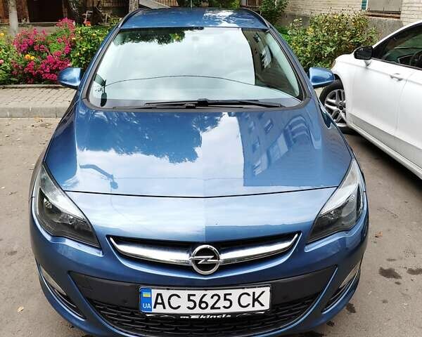 Опель Астра 2014 в Луцке на Automoto.ua Синий Опель Астра, объемом двигателя 1.7 л и пробегом 150 тыс. км за 8450 $, фото 1 на Automoto.ua