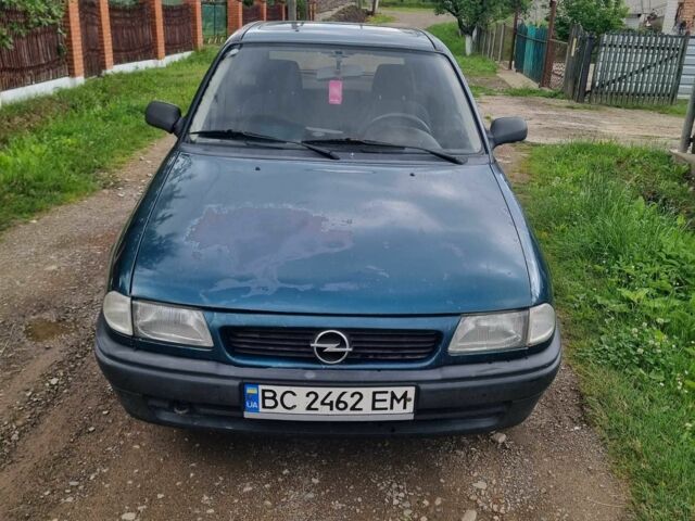 Зелений Опель Астра, об'ємом двигуна 1.4 л та пробігом 250 тис. км за 900 $, фото 1 на Automoto.ua