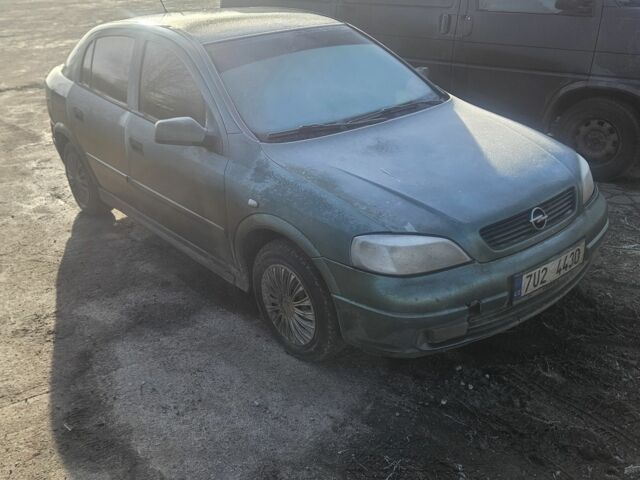 Зеленый Опель Астра, объемом двигателя 1.7 л и пробегом 322 тыс. км за 2292 $, фото 1 на Automoto.ua