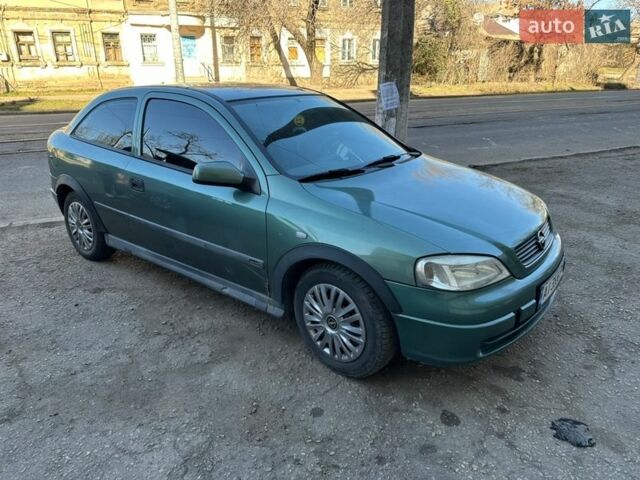 Зелений Опель Астра, об'ємом двигуна 2 л та пробігом 355 тис. км за 2500 $, фото 1 на Automoto.ua