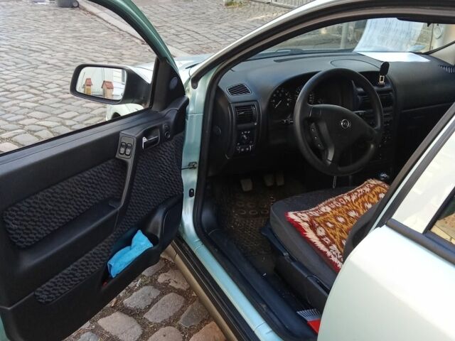 Зеленый Опель Астра, объемом двигателя 0 л и пробегом 295 тыс. км за 3000 $, фото 1 на Automoto.ua