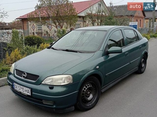 Зеленый Опель Астра, объемом двигателя 1.6 л и пробегом 315 тыс. км за 3300 $, фото 1 на Automoto.ua