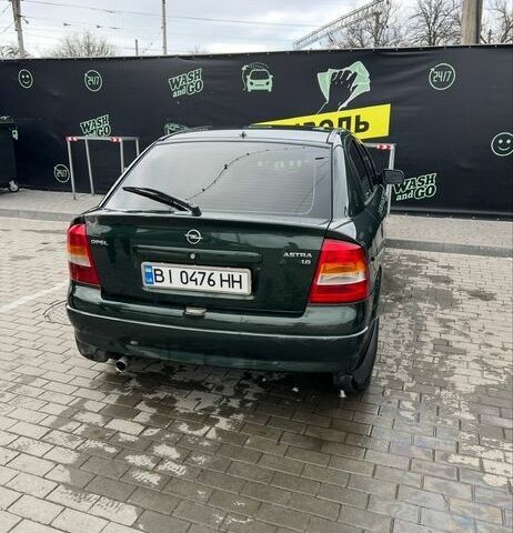 Зеленый Опель Астра, объемом двигателя 1.6 л и пробегом 121 тыс. км за 3500 $, фото 1 на Automoto.ua