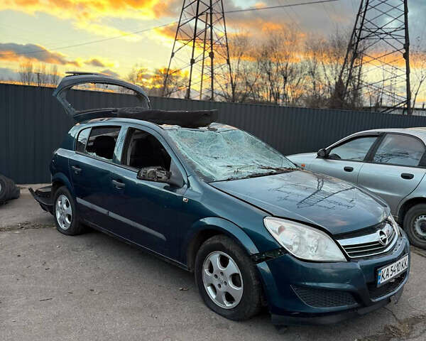 Зеленый Опель Астра, объемом двигателя 1.4 л и пробегом 200 тыс. км за 1300 $, фото 1 на Automoto.ua