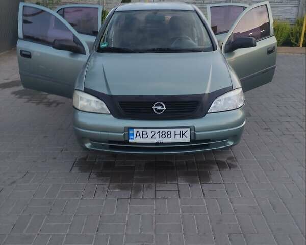 Зеленый Опель Астра, объемом двигателя 1.4 л и пробегом 296 тыс. км за 3300 $, фото 1 на Automoto.ua