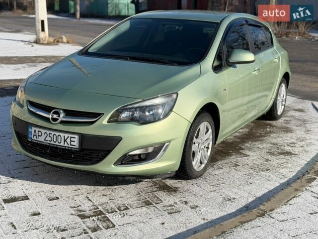 Зелений Опель Астра, об'ємом двигуна 1.6 л та пробігом 110 тис. км за 7900 $, фото 1 на Automoto.ua