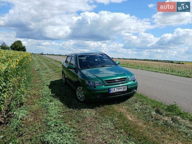 Зелений Опель Астра, об'ємом двигуна 1.6 л та пробігом 225 тис. км за 4600 $, фото 1 на Automoto.ua