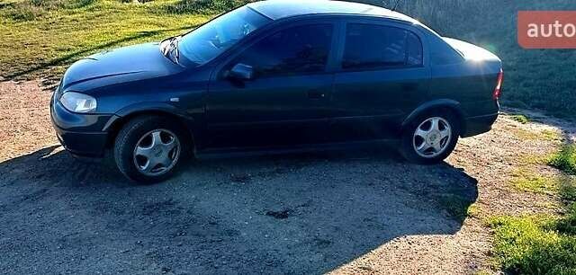 Зелений Опель Астра, об'ємом двигуна 1.6 л та пробігом 200 тис. км за 3600 $, фото 1 на Automoto.ua