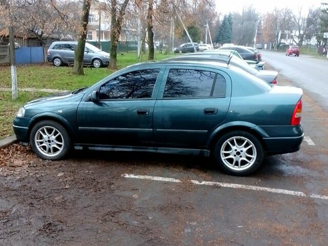 Зелений Опель Астра, об'ємом двигуна 1.6 л та пробігом 270 тис. км за 3200 $, фото 1 на Automoto.ua