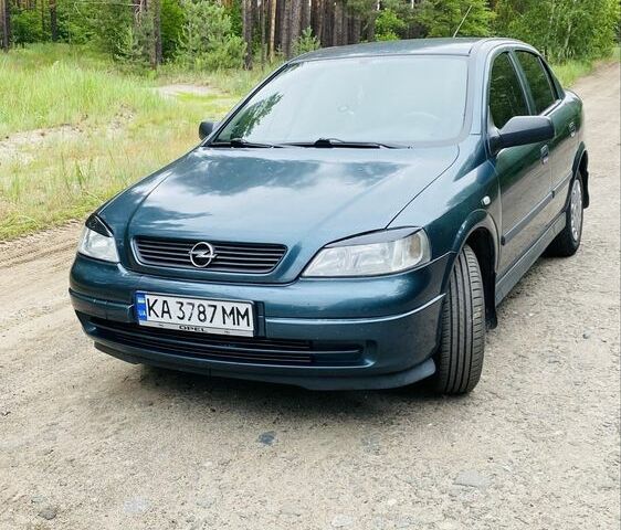 Зелений Опель Астра, об'ємом двигуна 1.4 л та пробігом 180 тис. км за 3500 $, фото 1 на Automoto.ua