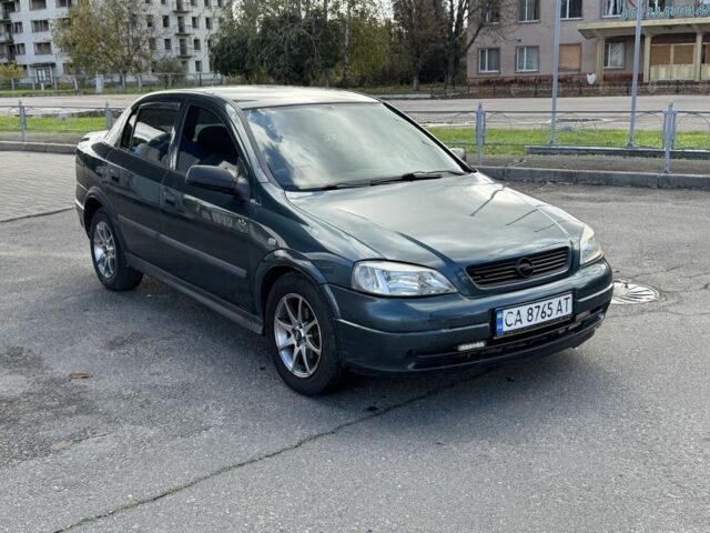Зелений Опель Астра, об'ємом двигуна 1.6 л та пробігом 250 тис. км за 2506 $, фото 1 на Automoto.ua