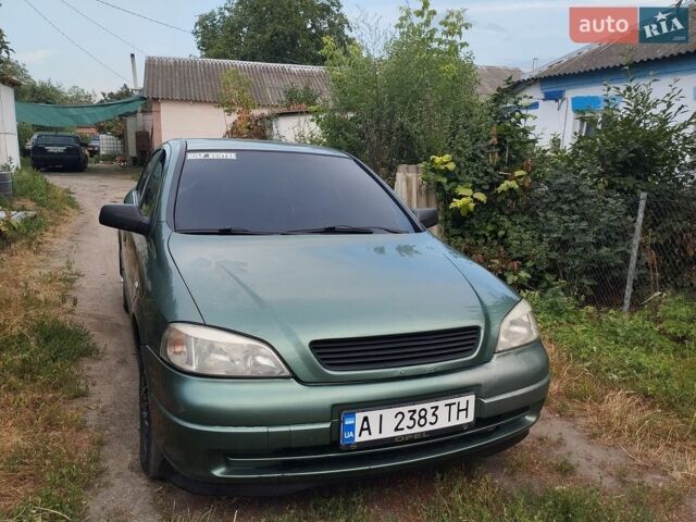 Зелений Опель Астра, об'ємом двигуна 1.4 л та пробігом 300 тис. км за 2200 $, фото 1 на Automoto.ua