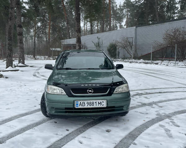 Зелений Опель Астра, об'ємом двигуна 1.4 л та пробігом 387 тис. км за 4100 $, фото 1 на Automoto.ua