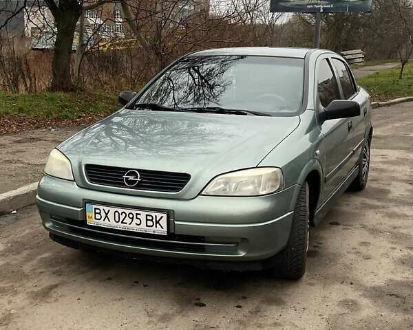 Зелений Опель Астра, об'ємом двигуна 1.39 л та пробігом 188 тис. км за 3342 $, фото 1 на Automoto.ua