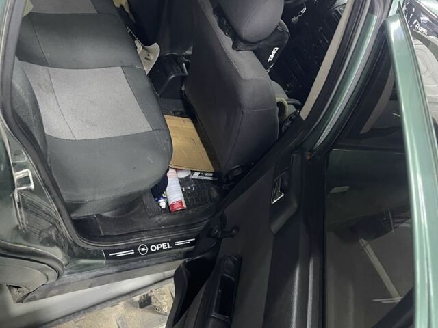 Зеленый Опель Астра, объемом двигателя 0 л и пробегом 150 тыс. км за 1500 $, фото 1 на Automoto.ua