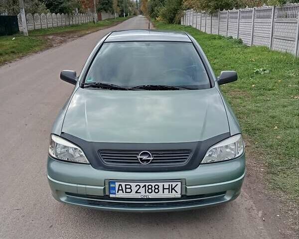 Опель Астра 2008 в Казатине на Automoto.ua Зеленый Опель Астра, объемом двигателя 1.39 л и пробегом 295 тыс. км за 3800 $, фото 1 на Automoto.ua