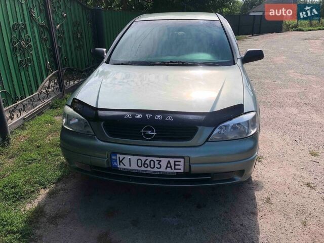 Зелений Опель Астра, об'ємом двигуна 1.6 л та пробігом 181 тис. км за 3700 $, фото 1 на Automoto.ua