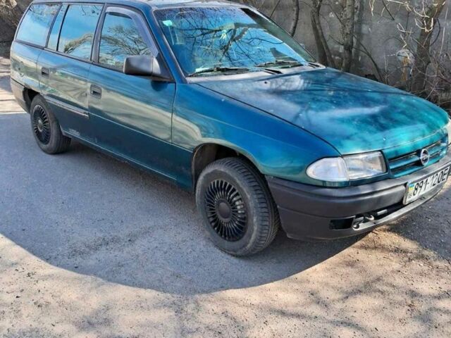 Зелений Опель Астра, об'ємом двигуна 1.6 л та пробігом 10 тис. км за 1450 $, фото 1 на Automoto.ua