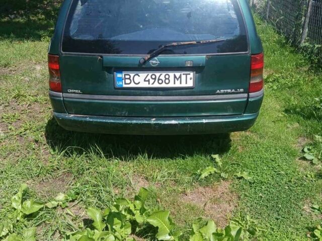 Зелений Опель Астра, об'ємом двигуна 1.6 л та пробігом 213 тис. км за 251 $, фото 1 на Automoto.ua