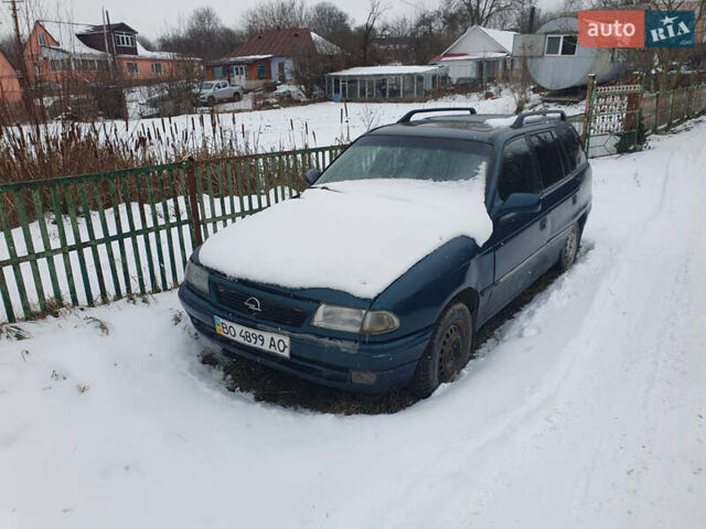 Зеленый Опель Астра, объемом двигателя 1.6 л и пробегом 290 тыс. км за 850 $, фото 1 на Automoto.ua