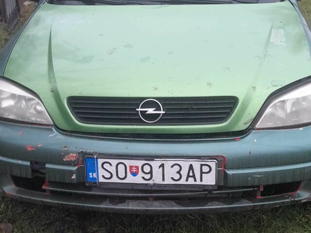 Зеленый Опель Астра, объемом двигателя 1.6 л и пробегом 350 тыс. км за 1001 $, фото 1 на Automoto.ua