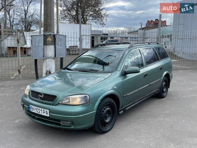 Зеленый Опель Астра, объемом двигателя 1.6 л и пробегом 330 тыс. км за 2050 $, фото 1 на Automoto.ua