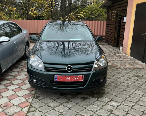 Зеленый Опель Астра, объемом двигателя 1.6 л и пробегом 202 тыс. км за 5300 $, фото 1 на Automoto.ua