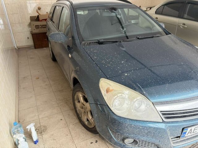 Зеленый Опель Астра, объемом двигателя 1.7 л и пробегом 189 тыс. км за 5500 $, фото 1 на Automoto.ua