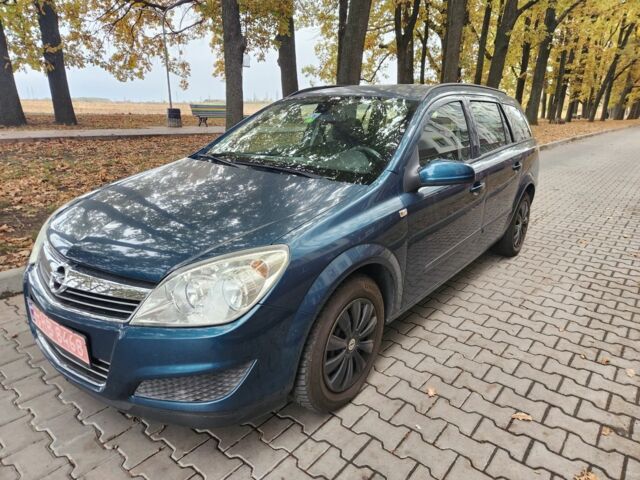 Зеленый Опель Астра, объемом двигателя 1.6 л и пробегом 180 тыс. км за 5200 $, фото 1 на Automoto.ua