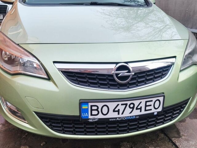 Зелений Опель Астра, об'ємом двигуна 1.69 л та пробігом 290 тис. км за 6650 $, фото 1 на Automoto.ua
