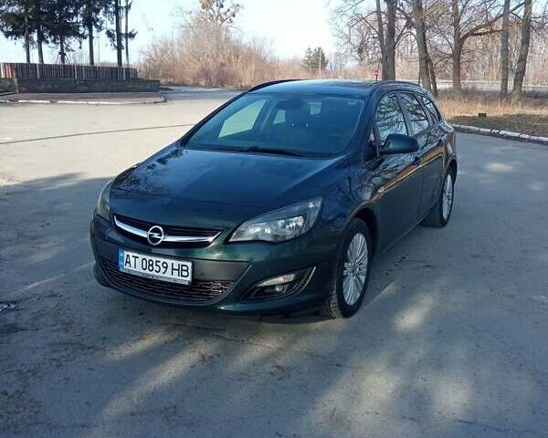 Зеленый Опель Астра, объемом двигателя 1.6 л и пробегом 240 тыс. км за 8700 $, фото 1 на Automoto.ua