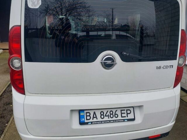 Білий Опель Кампо, об'ємом двигуна 1.6 л та пробігом 207 тис. км за 7600 $, фото 1 на Automoto.ua