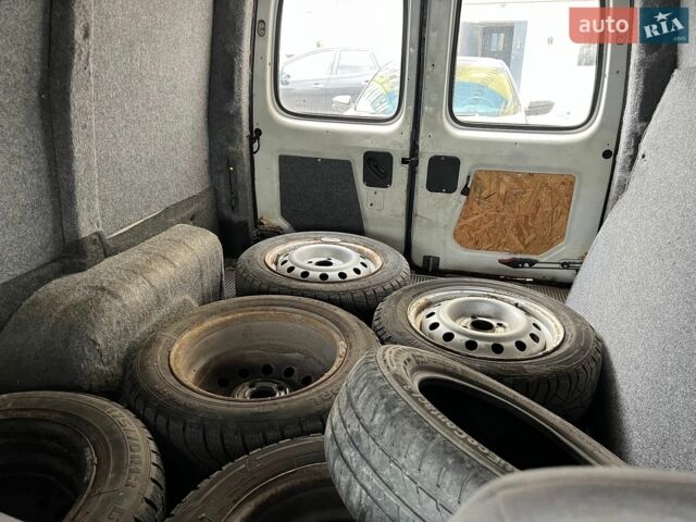 Білий Опель Комбо вант.-пас., об'ємом двигуна 1.39 л та пробігом 246 тис. км за 1500 $, фото 1 на Automoto.ua