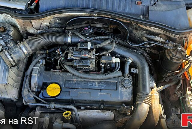 Белый Опель Комбо груз.-пасс., объемом двигателя 1.7 л и пробегом 330 тыс. км за 3250 $, фото 1 на Automoto.ua